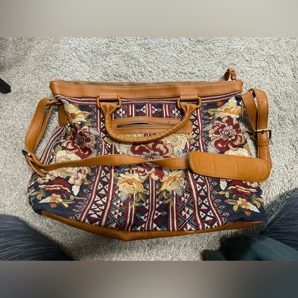 Johnny Was Floral Tapestry Weekender Bag with leather Accents - Picture 2 of 6